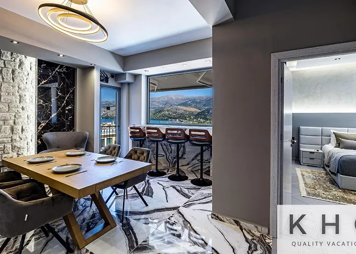 Designer's Penthouse, View! + Car Offer Apartamento