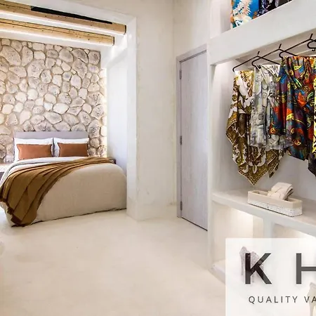 Designer's Penthouse, View! + Car Offer شقة