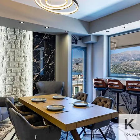 Διαμέρισμα Designer's Penthouse, View! + Car Offer