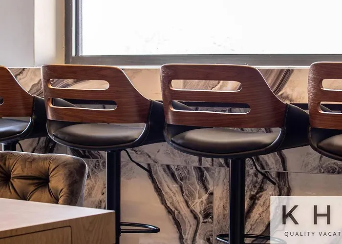 Designer's Penthouse, View! + Car Offer Διαμέρισμα *