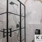 Designer's Penthouse, View! + Car Offer
