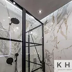 Designer's Penthouse, View! + Car Offer