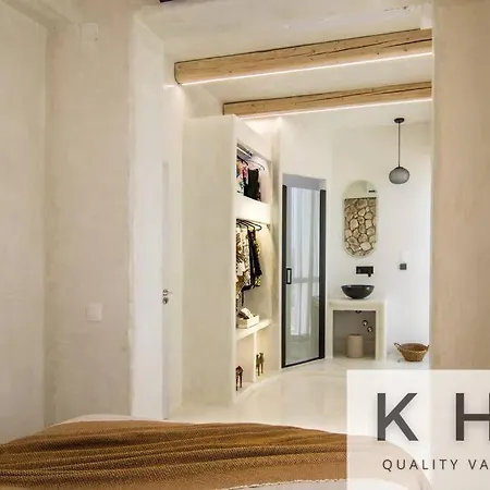 Apartment Designer's Penthouse, View! + Car Offer *